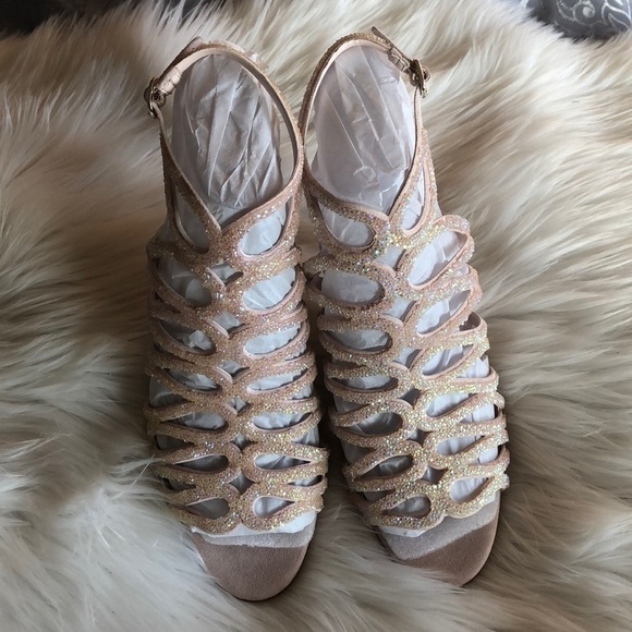 Imagine Vince Camuto Plash Pale Pink Caged Sandal 8.5 - Picture 3 of 8